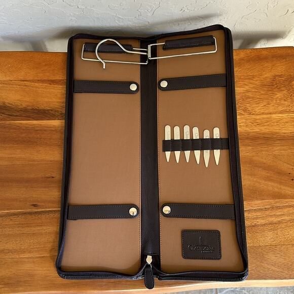 Chesapeake travel tie holder brown - Picture 2 of 3